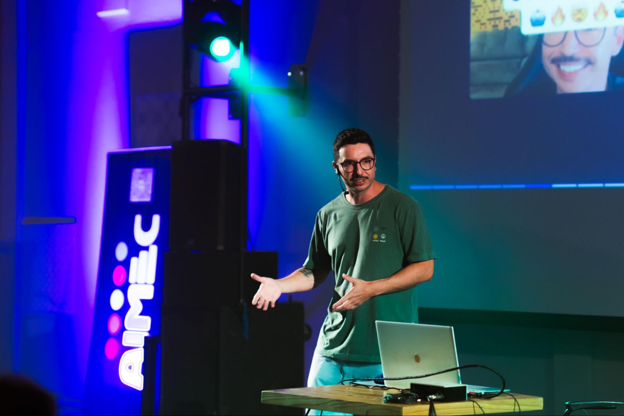 Drunky Daniels apresentando